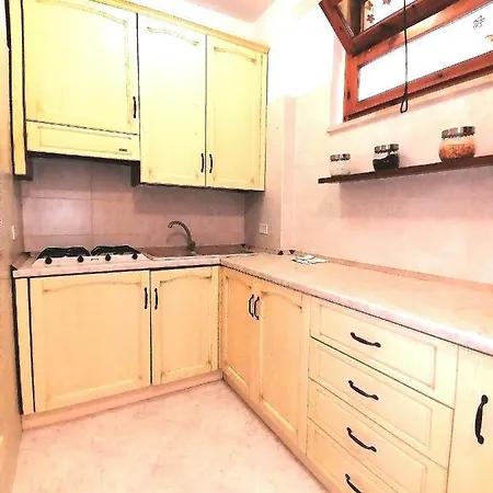 Marine Kiss Apartment Civitavecchia